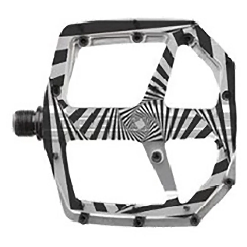 Педали Look Trail Roc Plus Thomas Genon, серебряный
Педали Look Trail Roc Plus Thomas Genon, серебряный