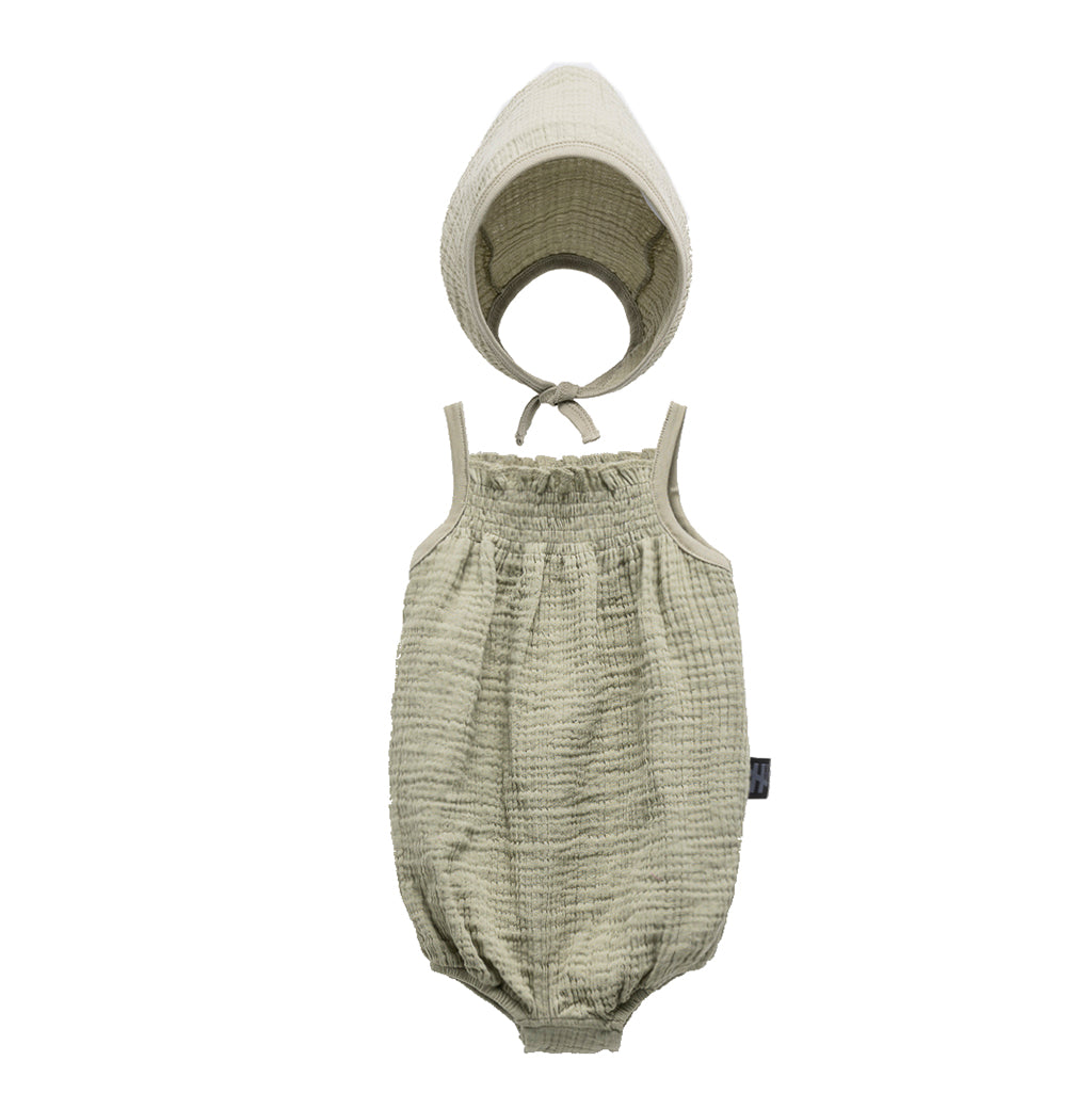 Комплект боди и шапочка цвета хаки Moi noi
Комплект боди и шапочка цвета хаки Moi noi