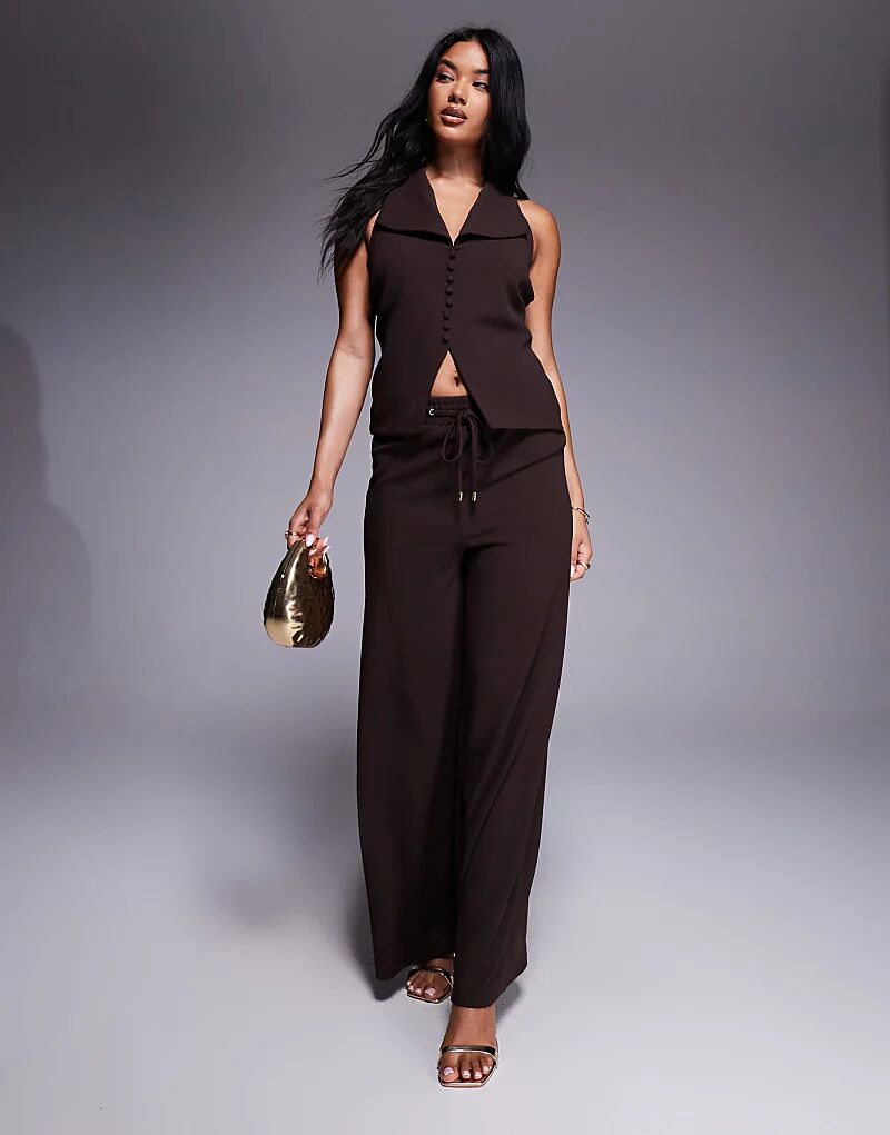 Коричневые брюки River Island на завязках
Коричневые брюки River Island на завязках