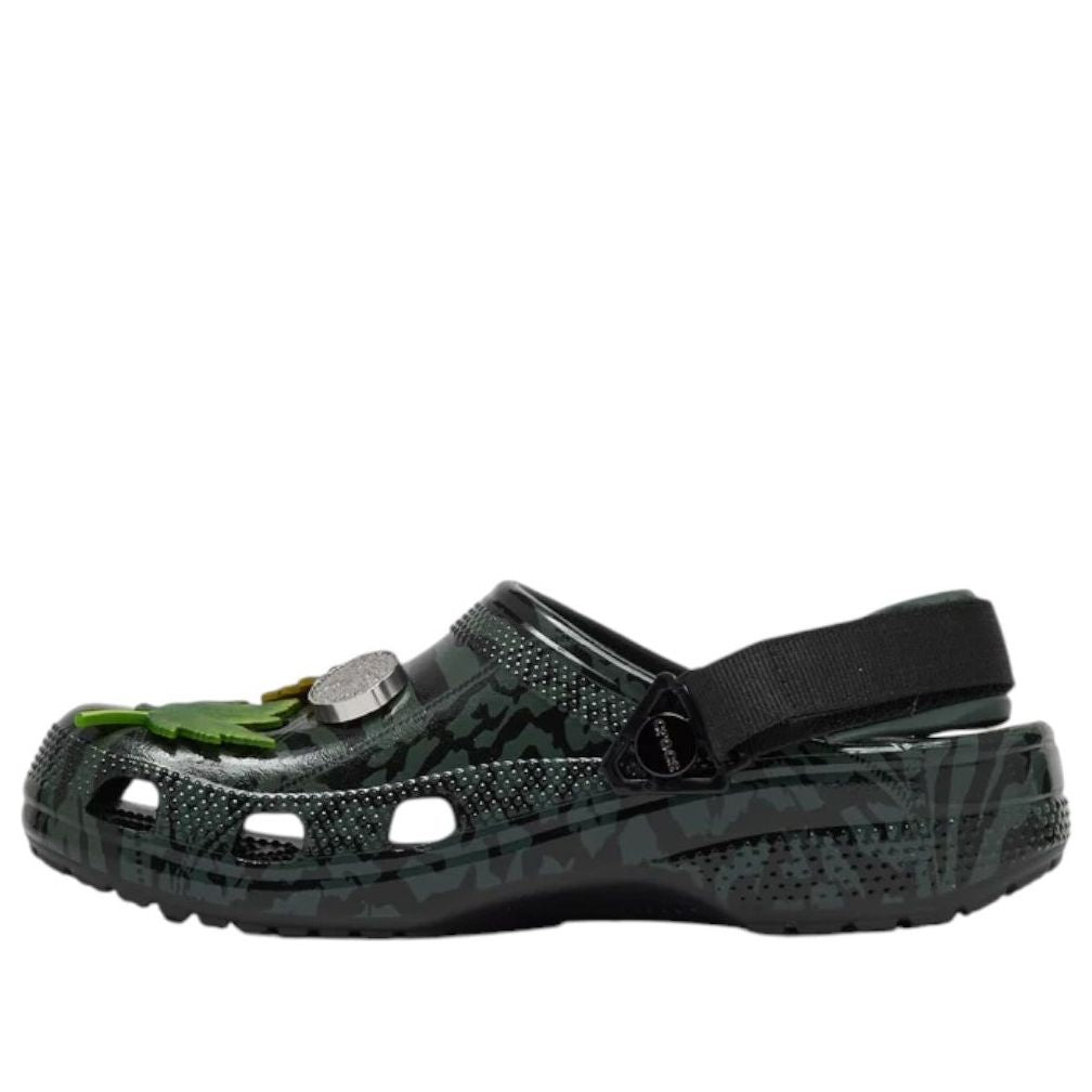 Crocs x Aries Classic Clog 'Black'
Crocs x Aries Classic Clog 'Black'