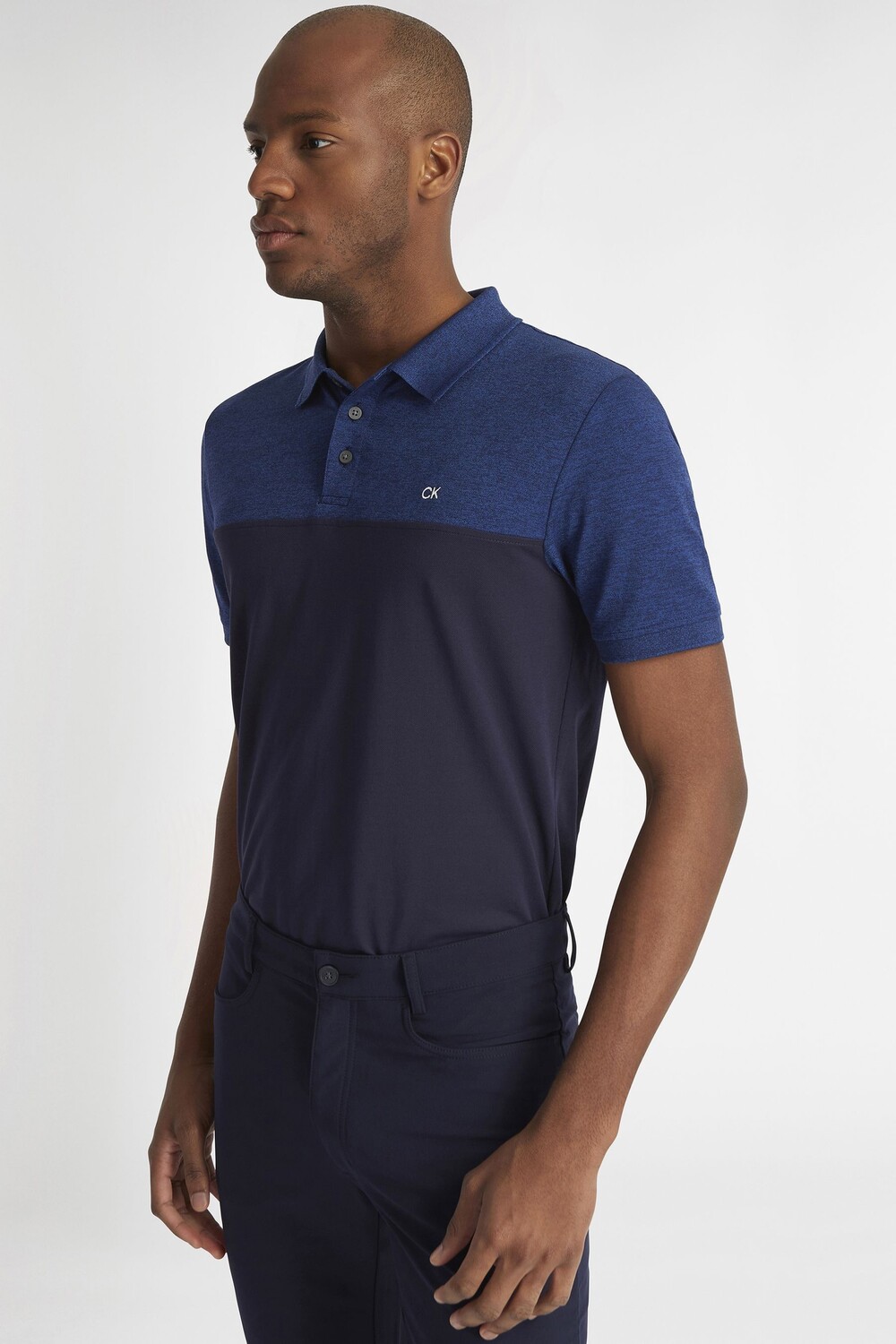 Синяя рубашка-поло с узором колор-блок Calvin Klein, синий
Синяя рубашка-поло с узором колор-блок Calvin Klein, синий