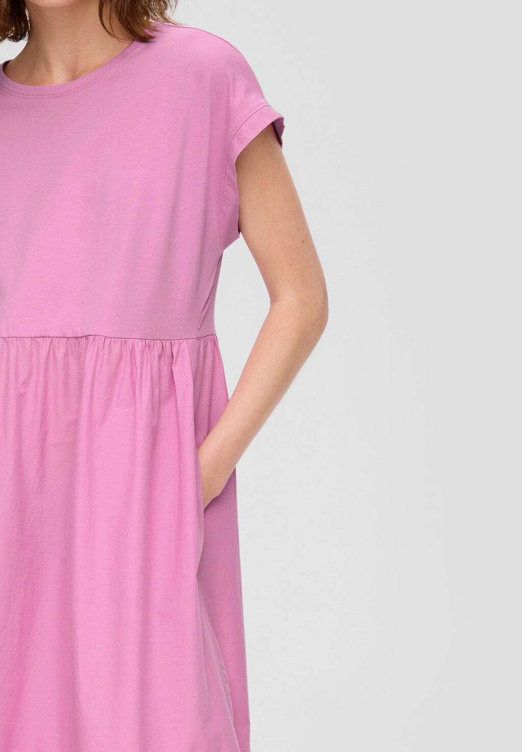 Дневное платье s.Oliver, розовый
Дневное платье s.Oliver, розовый