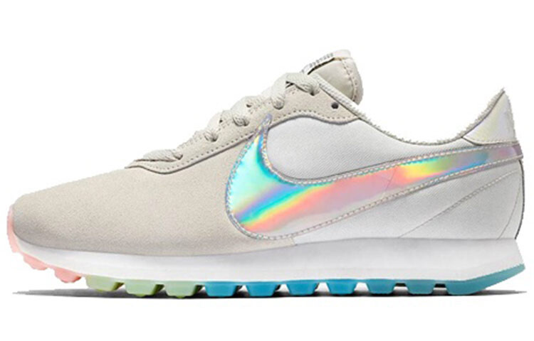 Женские кроссовки Nike для бега
Женские кроссовки Nike для бега