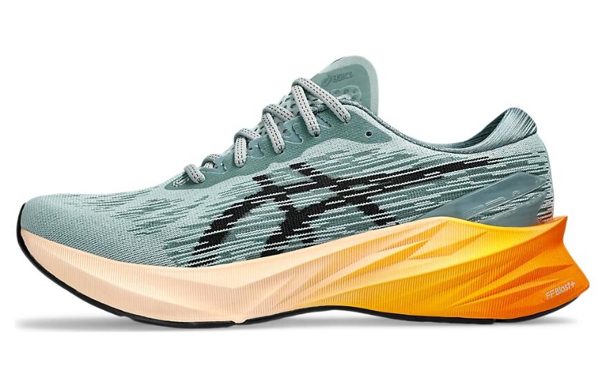 Мужские кроссовки для бега Asics Novablast 3
Мужские кроссовки для бега Asics Novablast 3