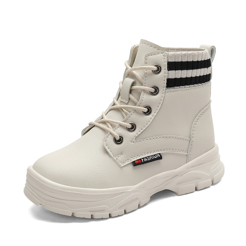 Детские кожаные ботинки с противоскользящей подошвой для детей SAINT WATERS, белый
Детские кожаные ботинки с противоскользящей подошвой для детей SAINT WATERS, белый