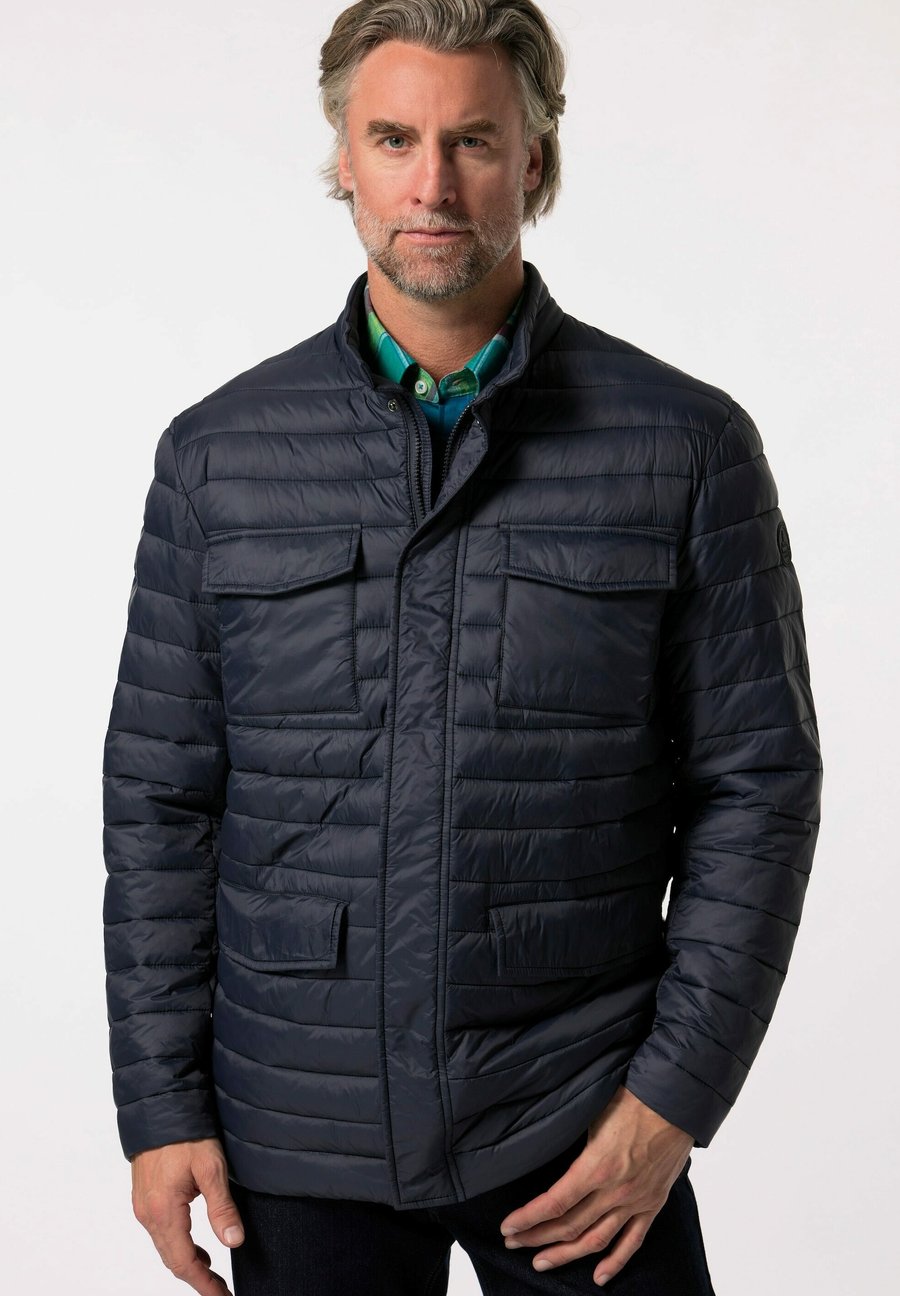 Куртка BOSTON PARK STEHKRAGEN, Navy Blue/Dark Blue
Куртка BOSTON PARK STEHKRAGEN, Navy Blue/Dark Blue