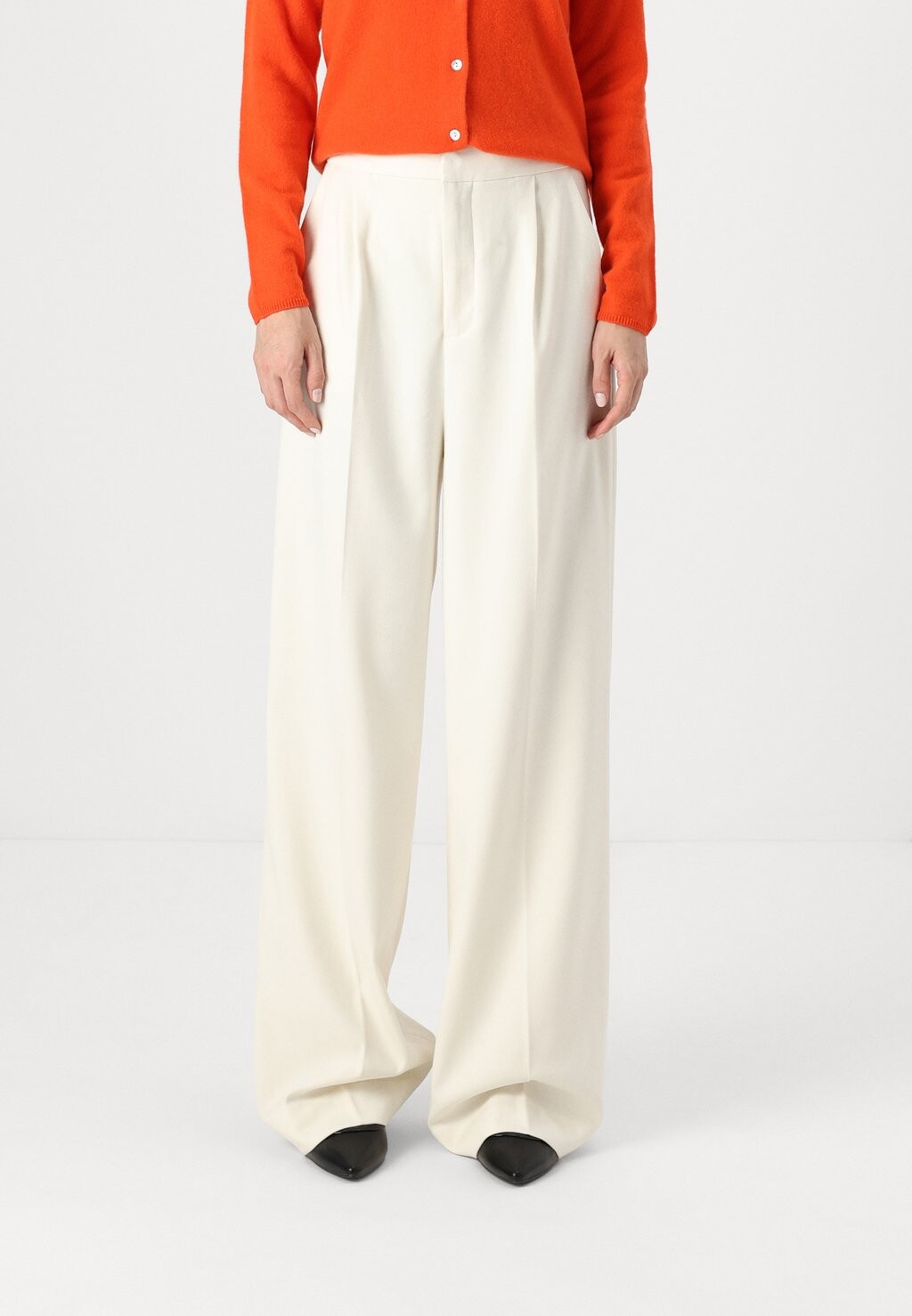 Брюки TAILOR PANTS Copenhagen Muse, белый
Брюки TAILOR PANTS Copenhagen Muse, белый