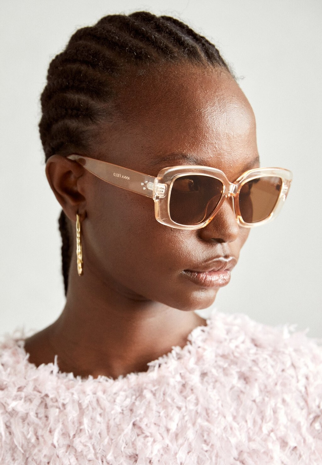 Солнцезащитные очки Anna Field, бежевые
Солнцезащитные очки Anna Field, бежевые