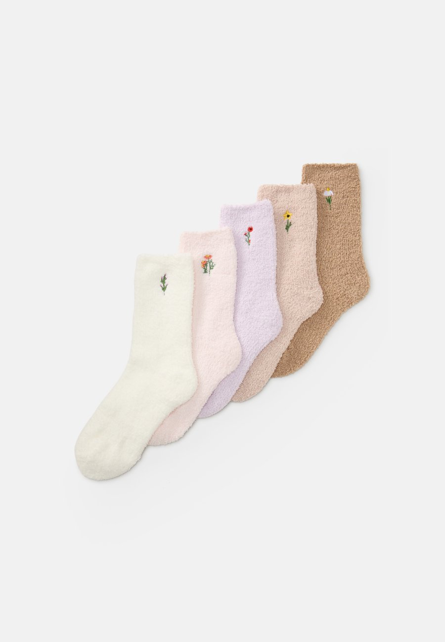 Носки Even&Odd PLUSH SOCKS 5 PACK, Lilac/White/Beige/Lilac
Носки Even&Odd PLUSH SOCKS 5 PACK, Lilac/White/Beige/Lilac