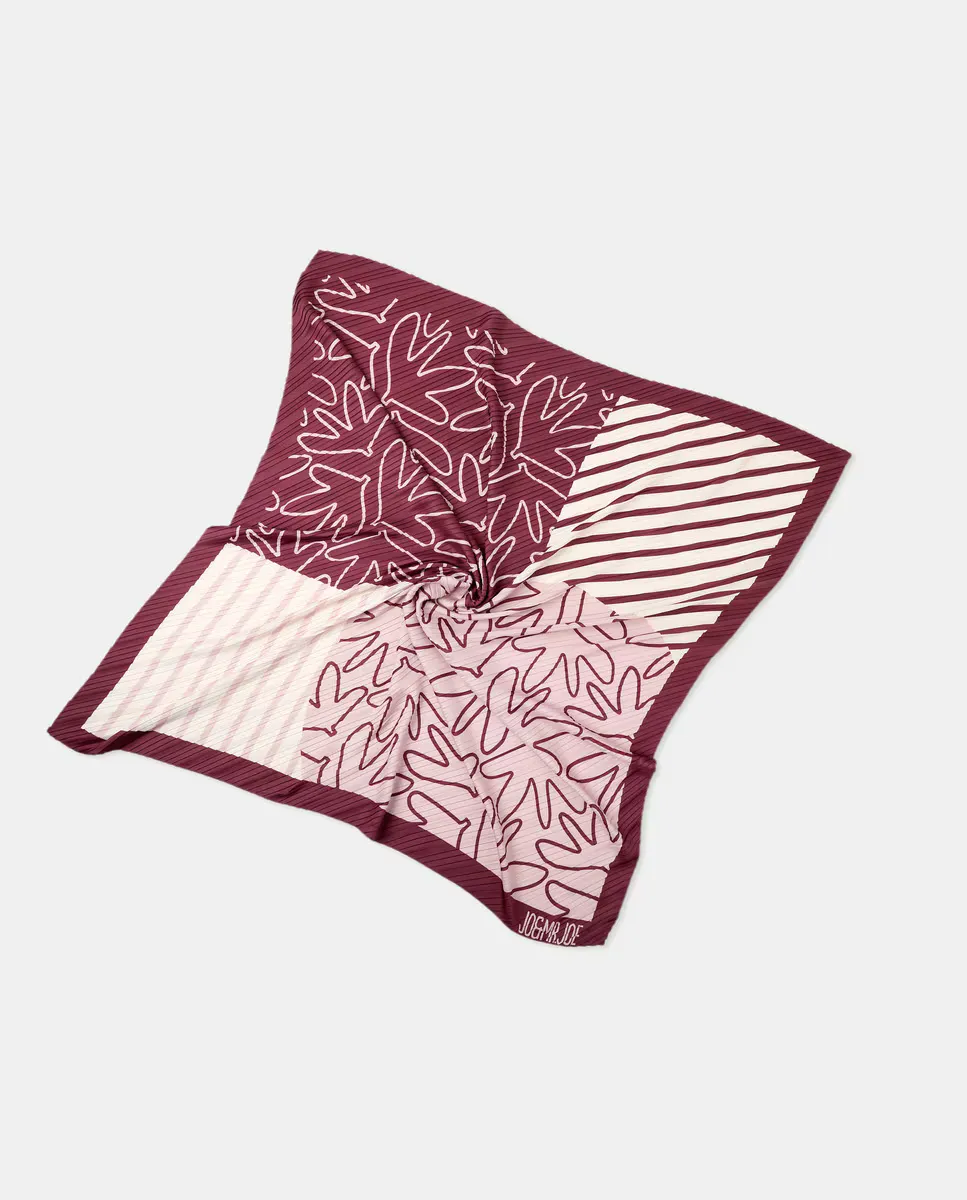 Однотонный шейный платок Jo & Mr. Joe, бордовый
Однотонный шейный платок Jo & Mr. Joe, бордовый