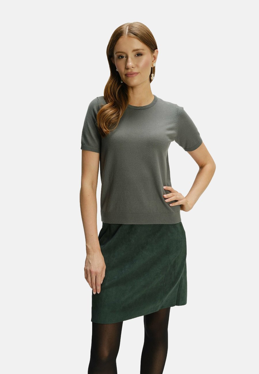 Футболка Greenpoint Basic T-shirt, Grey
Футболка Greenpoint Basic T-shirt, Grey