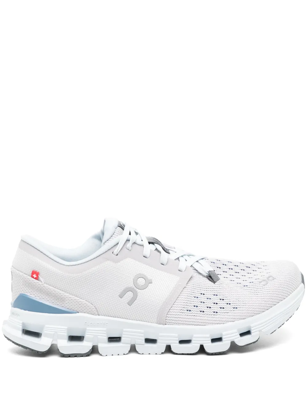 Кроссовки на шнуровке On Running, серый
Кроссовки на шнуровке On Running, серый