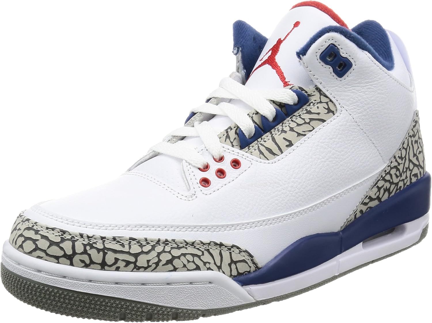 Кроссовки Retro Air Jordan 3 - White, Black, Dark Iris, Violet Haze by Nike, белый/красный/синий
Кроссовки Retro Air Jordan 3 - White, Black, Dark Iris, Violet Haze by Nike, белый/красный/синий