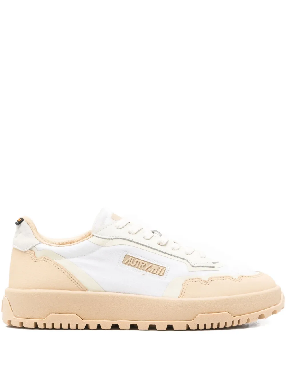 Кроссовки со шнуровкой и вставками AUTRY, белый
Кроссовки со шнуровкой и вставками AUTRY, белый