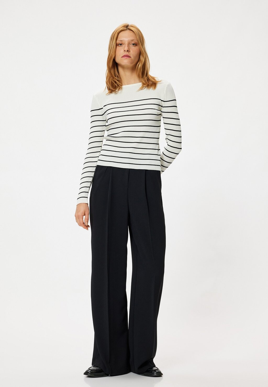 Топ с длинными рукавами Koton, черный
Топ с длинными рукавами Koton, черный