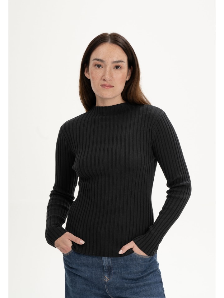 Вязаный свитер NAMARI MELA
Вязаный свитер NAMARI MELA