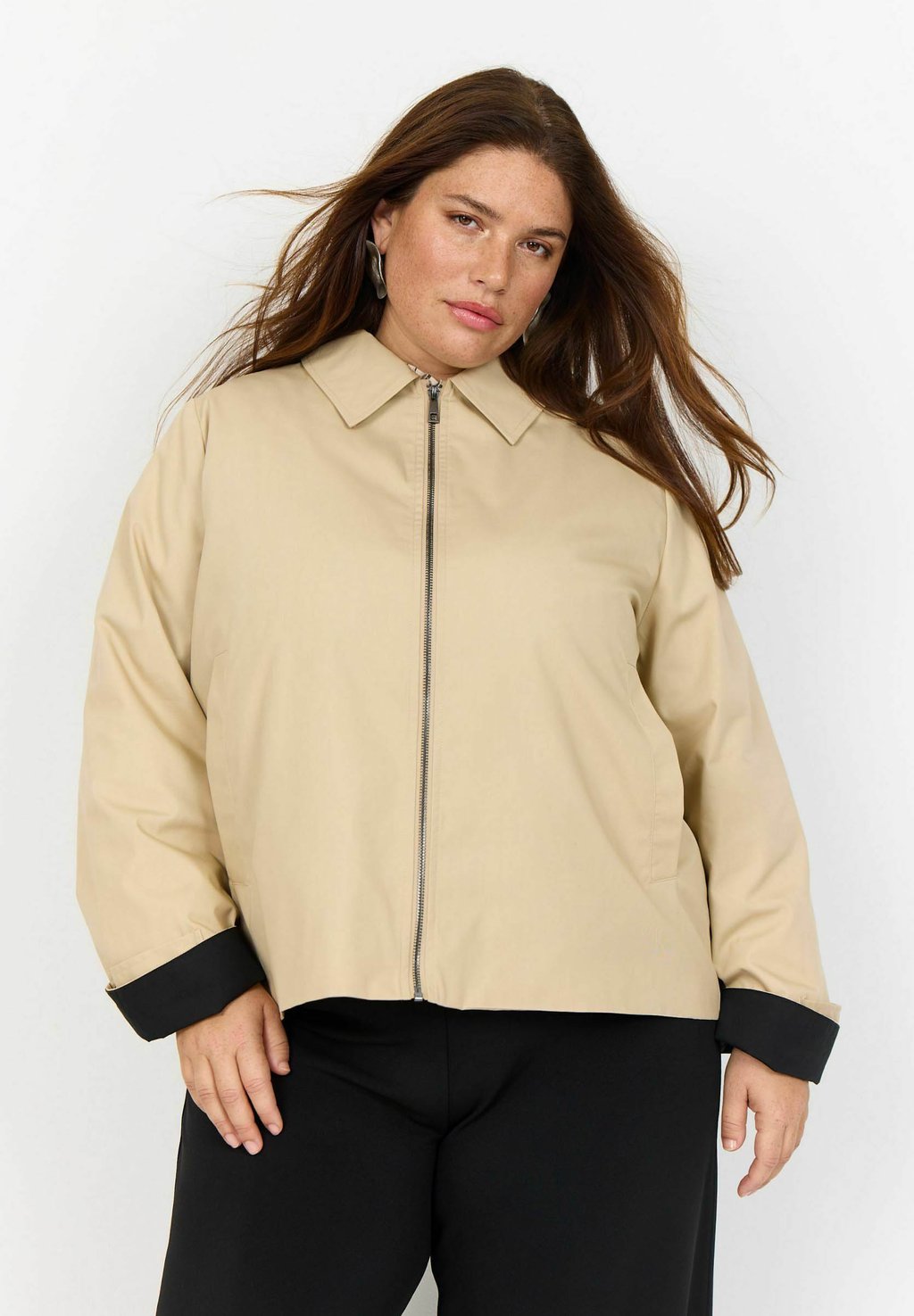 Летняя куртка CHANEEL Wasabi Concept, бежевый
Летняя куртка CHANEEL Wasabi Concept, бежевый