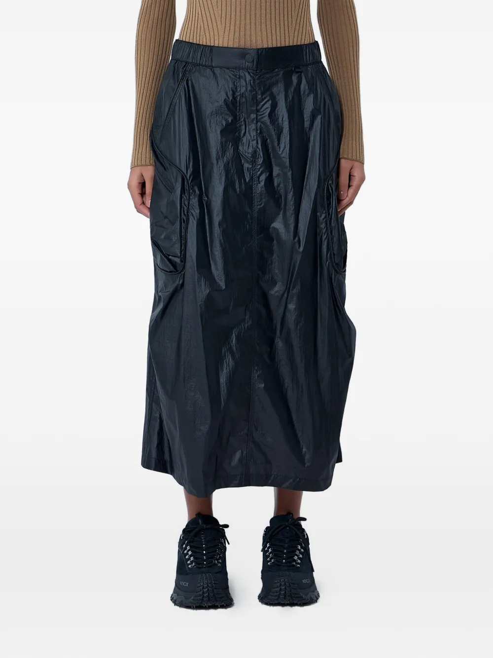 Юбка-карго с эффектом мятой ткани Moncler, черный
Юбка-карго с эффектом мятой ткани Moncler, черный