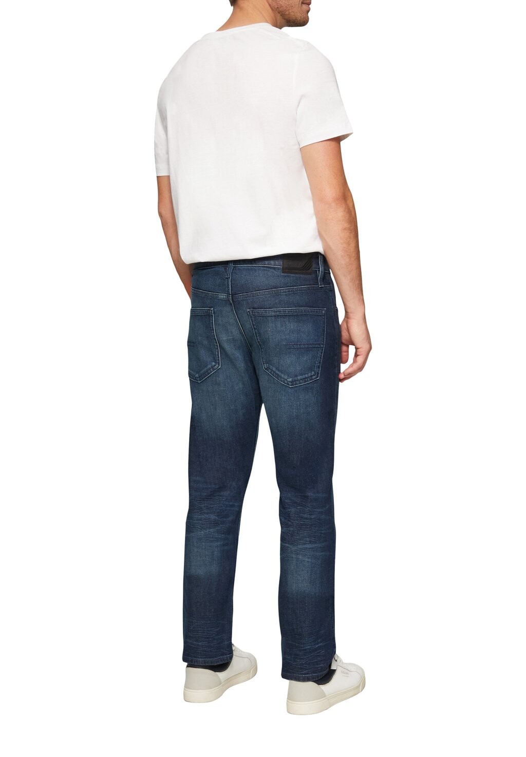 Джинсы зауженного кроя MID RISE s.Oliver, темно-синий деним 
Джинсы зауженного кроя MID RISE s.Oliver, темно-синий деним