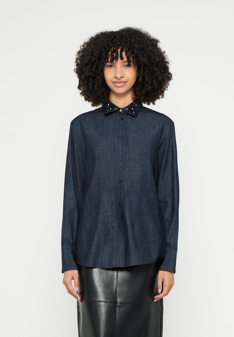 Блуза Bruuns Bazaar CHAMBRA SIWA SHIRT, Denim Blue/Blue
Блуза Bruuns Bazaar CHAMBRA SIWA SHIRT, Denim Blue/Blue