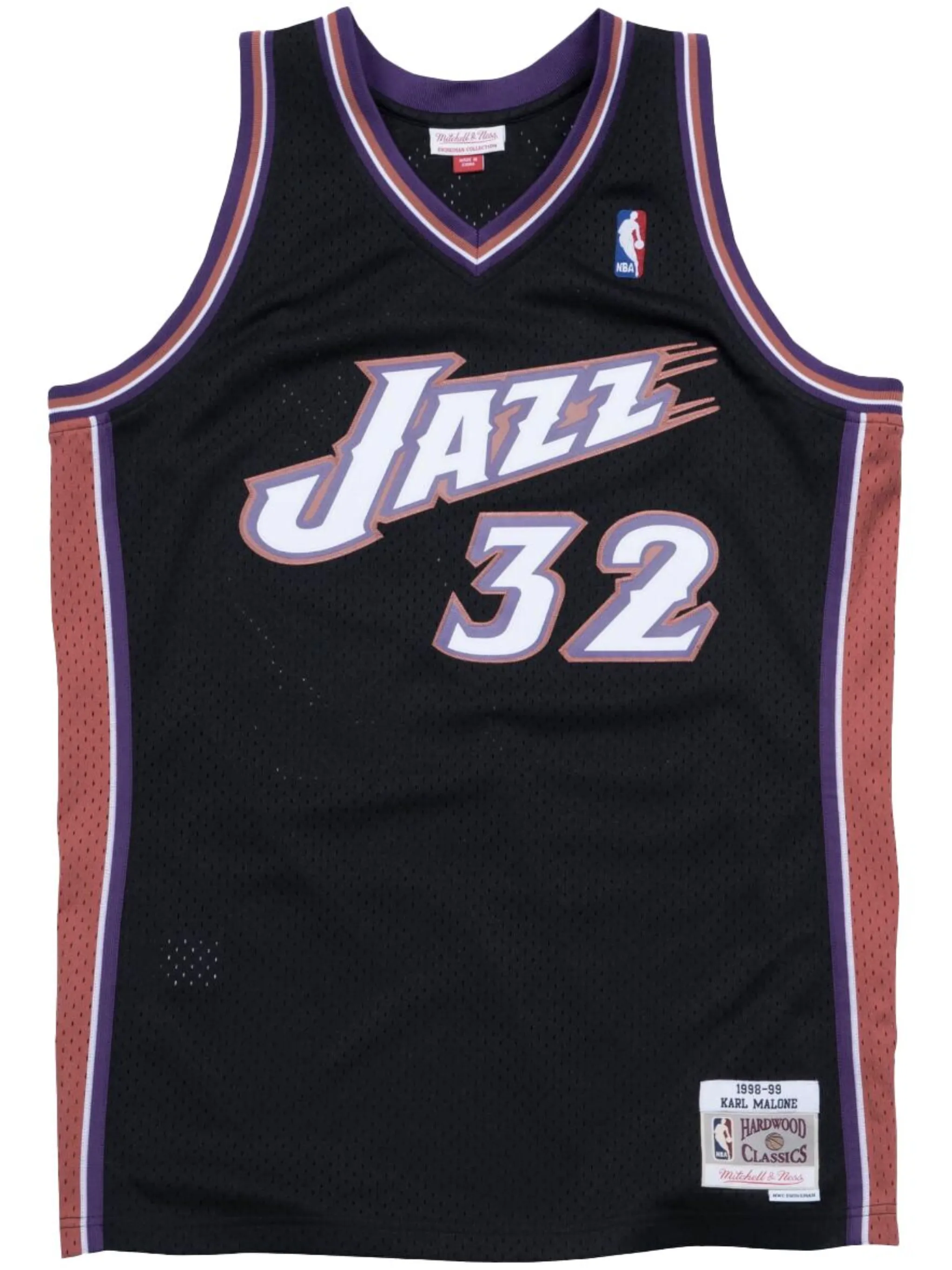Топ NBA Jazz 96-97 Karl Malone Swingman Mitchell & Ness, черный
Топ NBA Jazz 96-97 Karl Malone Swingman Mitchell & Ness, черный