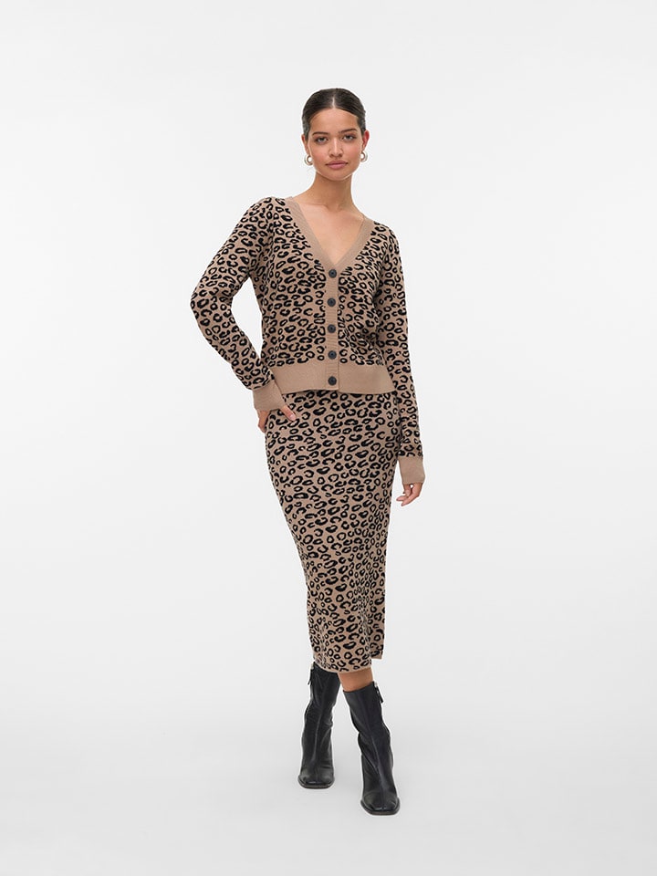 Бежевый кардиган Vero Moda
Бежевый кардиган Vero Moda
