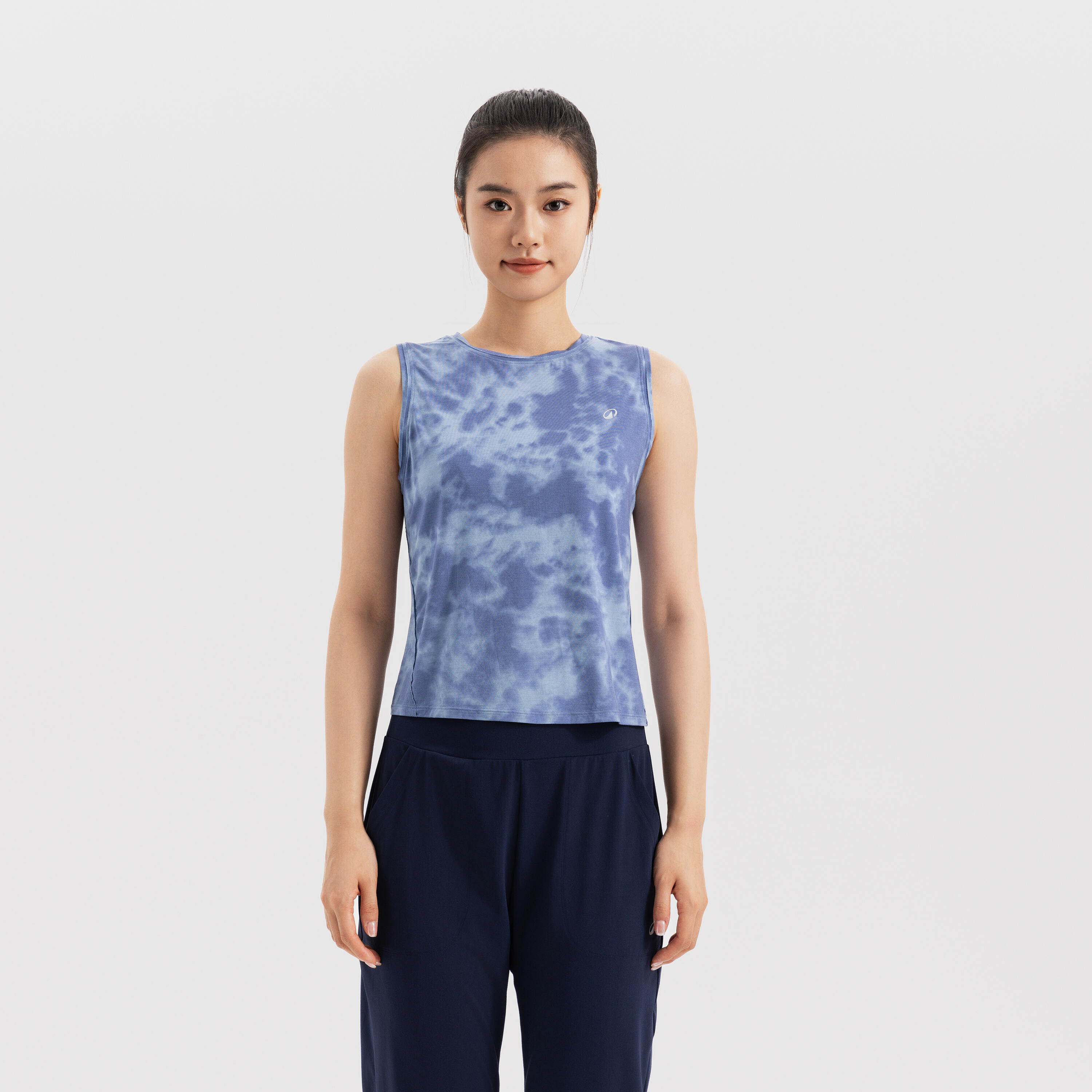 Женская йога-майка Kimjaly с эффектом шёлка — тай-дай синий
Женская йога-майка Kimjaly с эффектом шёлка — тай-дай синий