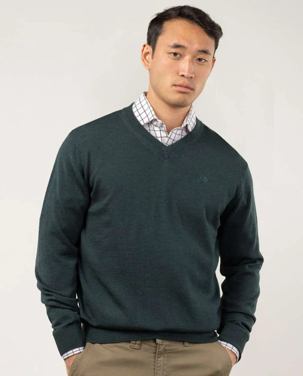 Мужской джемпер из мериносовой шерсти с V-образным вырезом Scotta 1985, темно-зеленый
Мужской джемпер из мериносовой шерсти с V-образным вырезом Scotta 1985, темно-зеленый