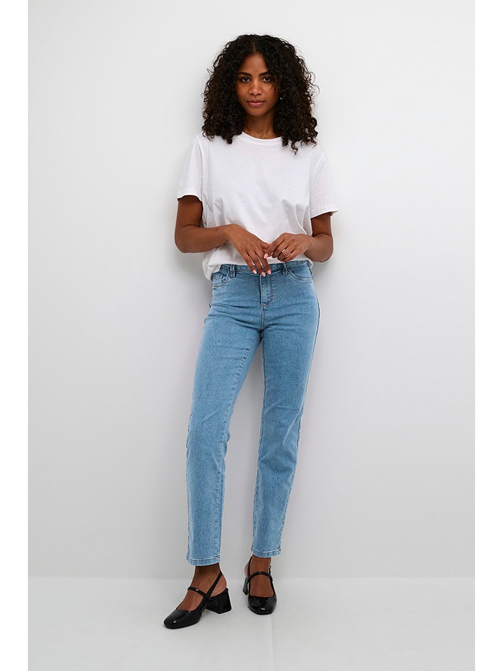 Джинсы - стандартного кроя - светло-голубого цвета Kaffe
Джинсы - стандартного кроя - светло-голубого цвета Kaffe