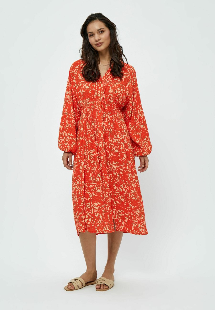 Платье PEPPERCORN MILLIE MID, P Intense Orange Print/Orange
Платье PEPPERCORN MILLIE MID, P Intense Orange Print/Orange