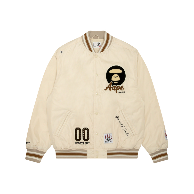 Aape Куртка-бомбер A Bathing APE® с логотипом Moonface, Beige IVD
Aape Куртка-бомбер A Bathing APE® с логотипом Moonface, Beige IVD