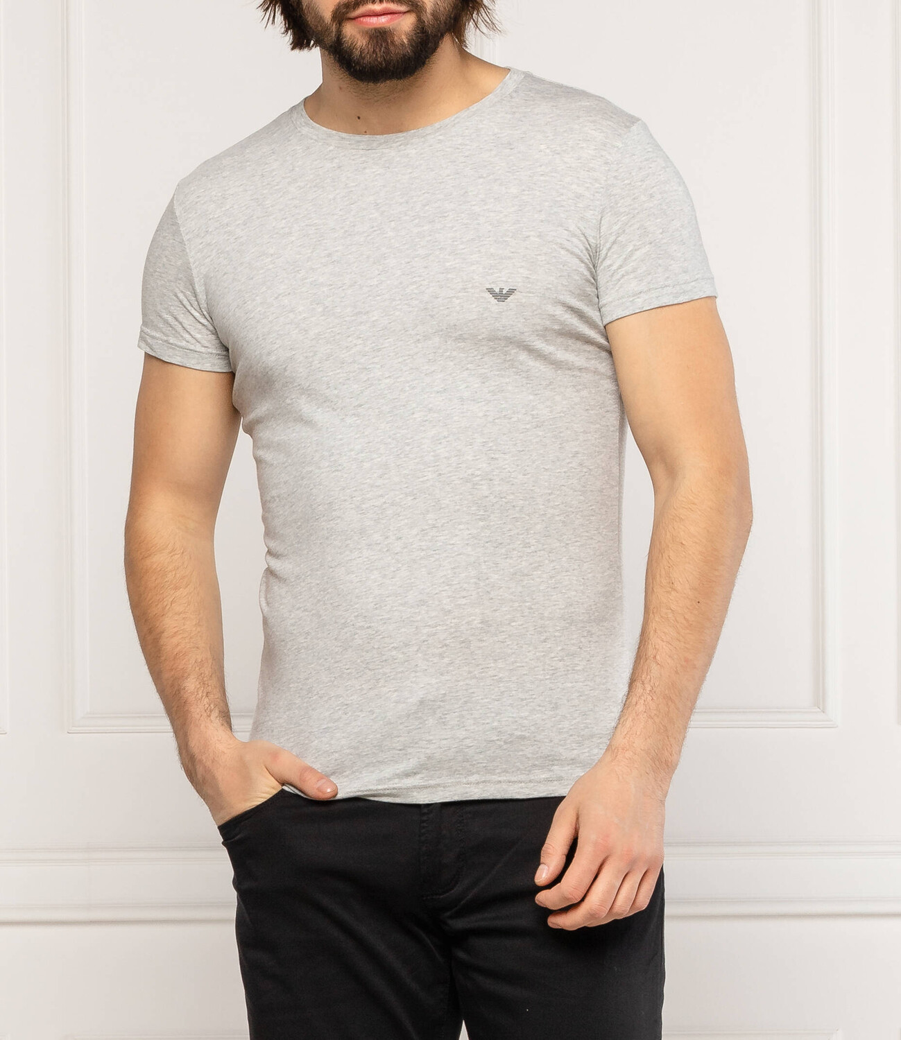 Футболка Emporio Armani slim fit, пепельно-серый
Футболка Emporio Armani slim fit, пепельно-серый