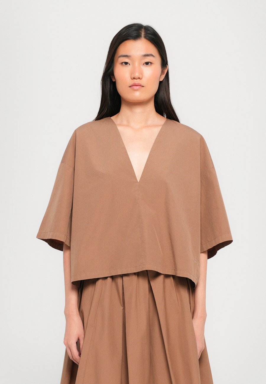 Блуза Stylein JULIANNA, Mud/Camel
Блуза Stylein JULIANNA, Mud/Camel