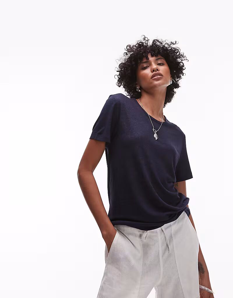 Футболка свободного кроя ARKET из льняной смеси темно-синего цвета
Футболка свободного кроя ARKET из льняной смеси темно-синего цвета