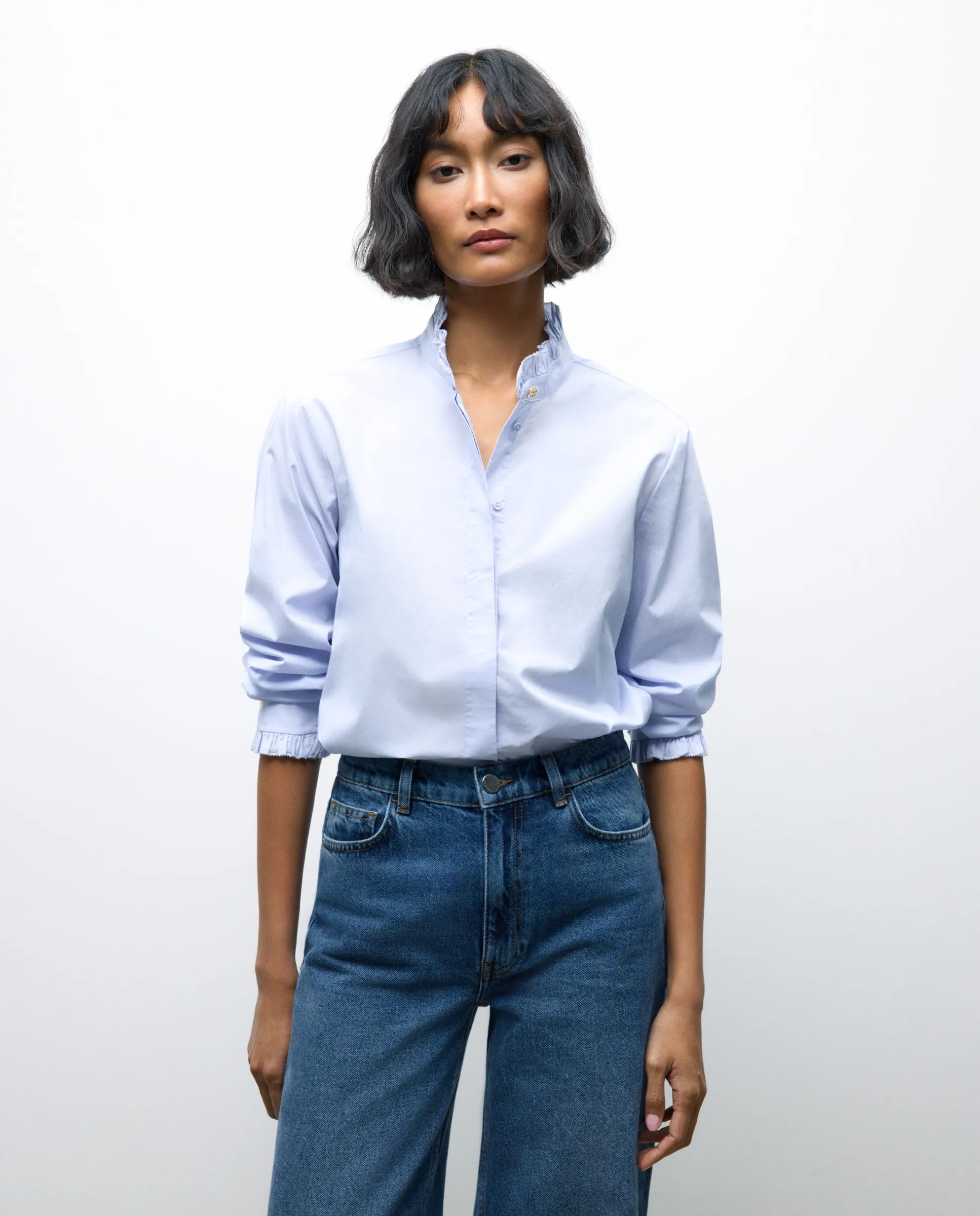 Женская блузка с длинным рукавом из поплина с рюшами Tintoretto, синий
Женская блузка с длинным рукавом из поплина с рюшами Tintoretto, синий