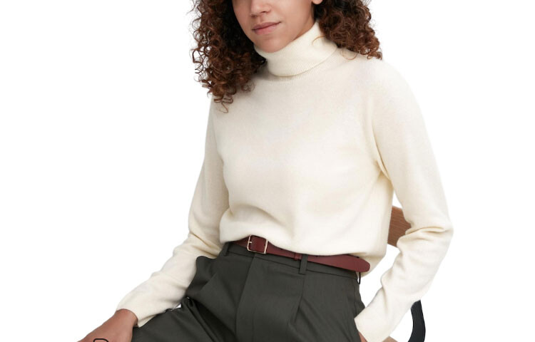 Трикотаж женский 01 молочно-белый Uniqlo
Трикотаж женский 01 молочно-белый Uniqlo