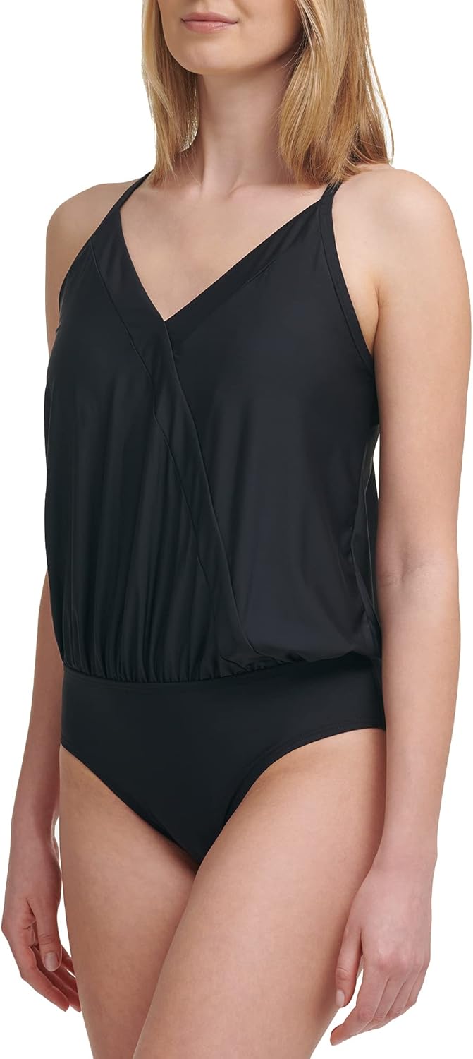 Слитный купальник Calvin Klein Standard с V-образным вырезом и бюстгальтером-блузоном с запахом и полочкой, Black
Слитный купальник Calvin Klein Standard с V-образным вырезом и бюстгальтером-блузоном с запахом и полочкой, Black