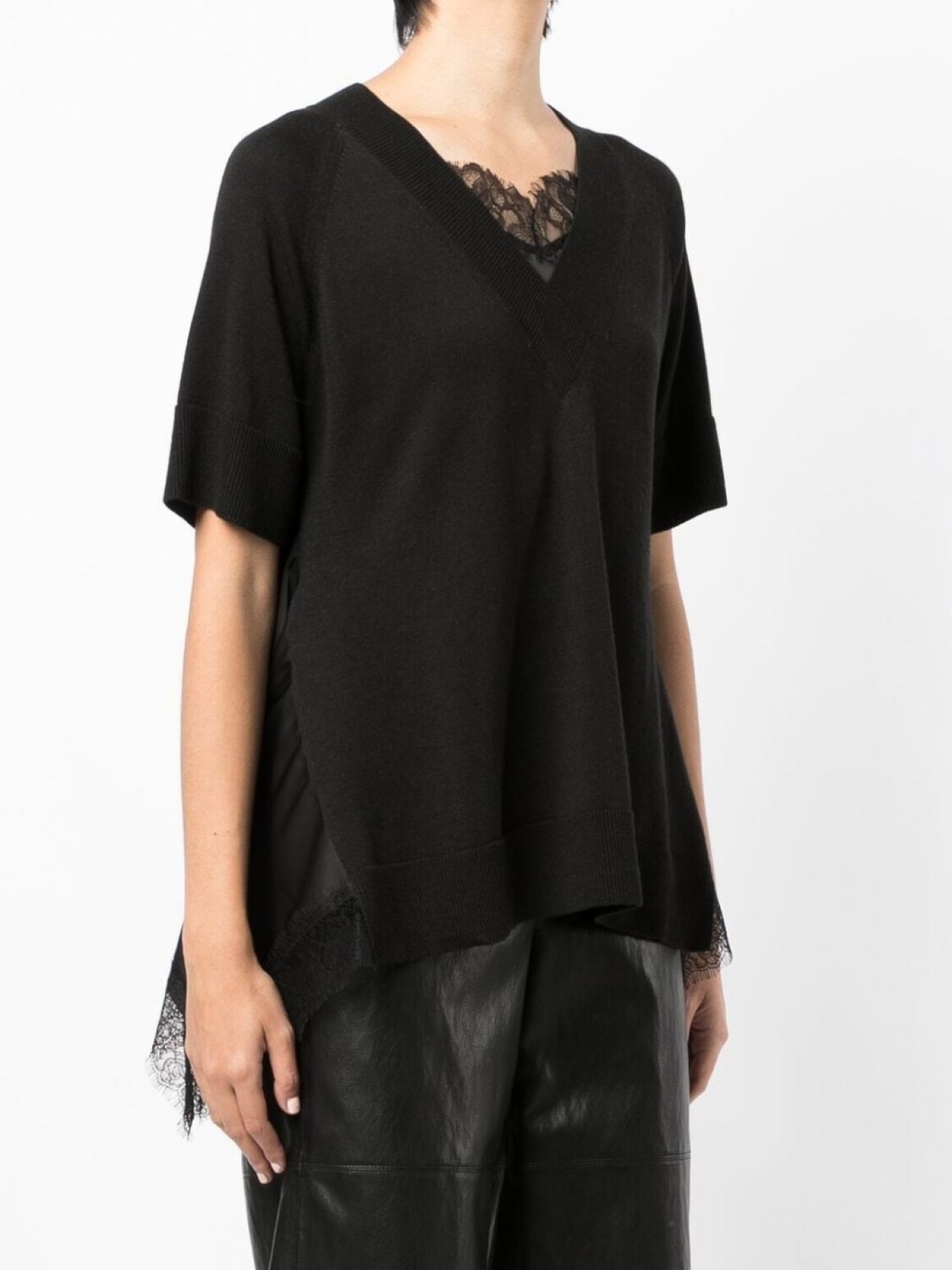 Goen.J футболка с кружевом и V-образным вырезом, черный
Goen.J футболка с кружевом и V-образным вырезом, черный