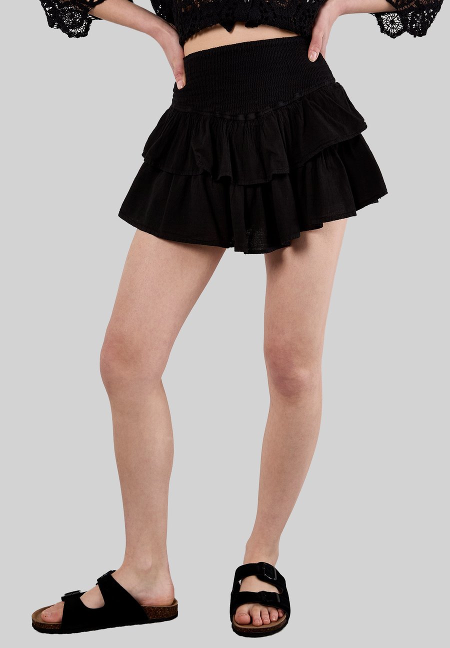 Юбка Apricot TIERED SMOCK WAIST , Black
Юбка Apricot TIERED SMOCK WAIST , Black