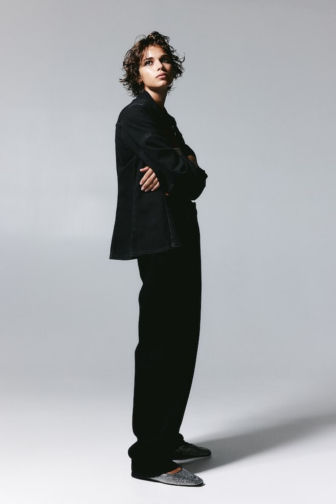 Мешковатые высокие джинсы H&M, черный
Мешковатые высокие джинсы H&M, черный