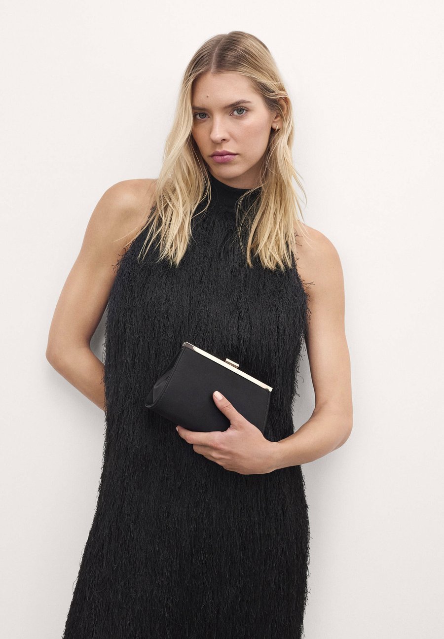 Клатч Kazar JOLISSIA, Black
Клатч Kazar JOLISSIA, Black