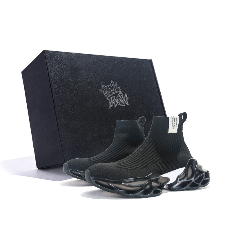 Кроссовки мужские высокие Dafk, черный
Кроссовки мужские высокие Dafk, черный