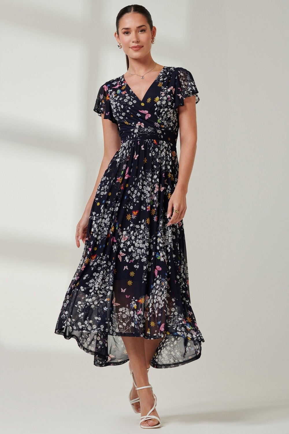 Платье макси из сетки с запахом и глубоким подолом Jolie Moi, синий
Платье макси из сетки с запахом и глубоким подолом Jolie Moi, синий