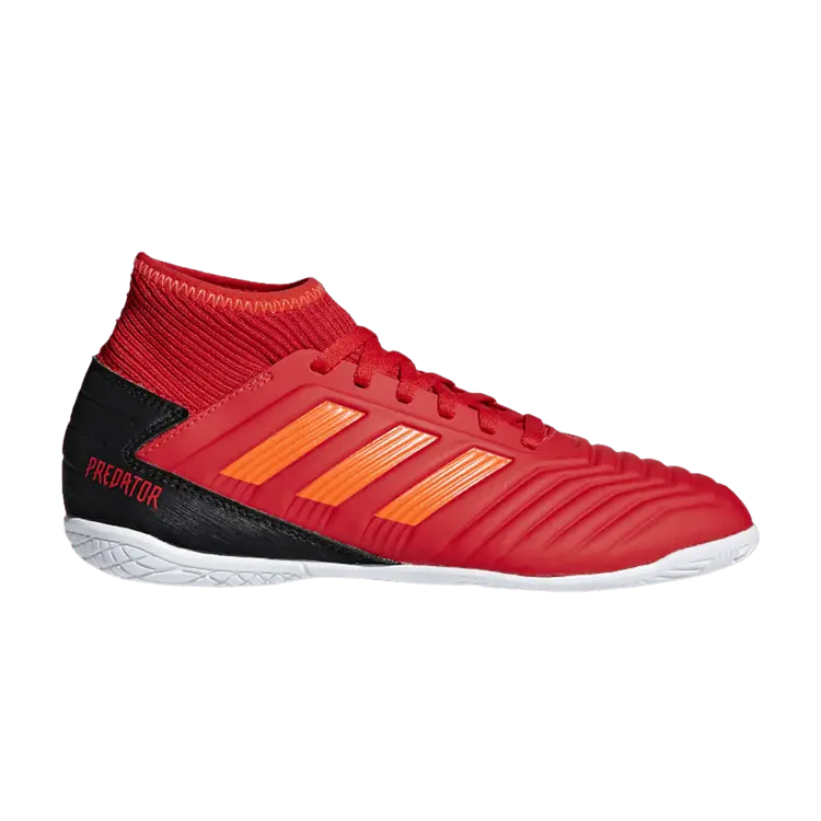 Кроссовки Predator Tango 19.3 J 'Active Red Black', красный 
Кроссовки Predator Tango 19.3 J 'Active Red Black', красный