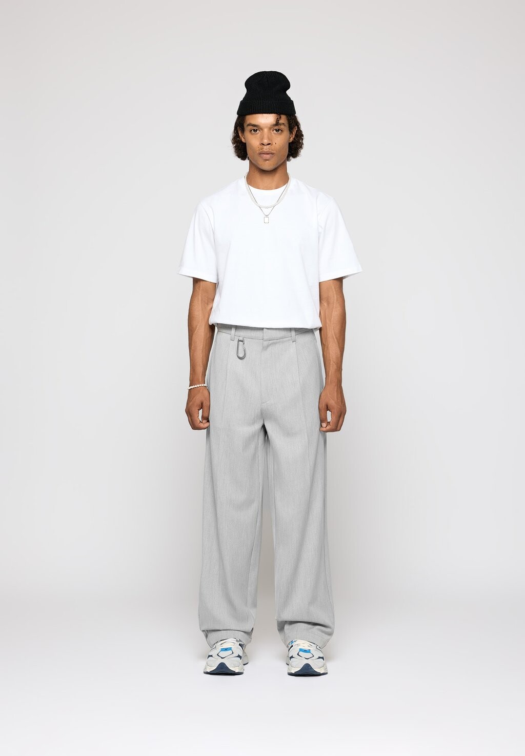 Брюки BAGGY EIGHTYFIVE, серый
Брюки BAGGY EIGHTYFIVE, серый