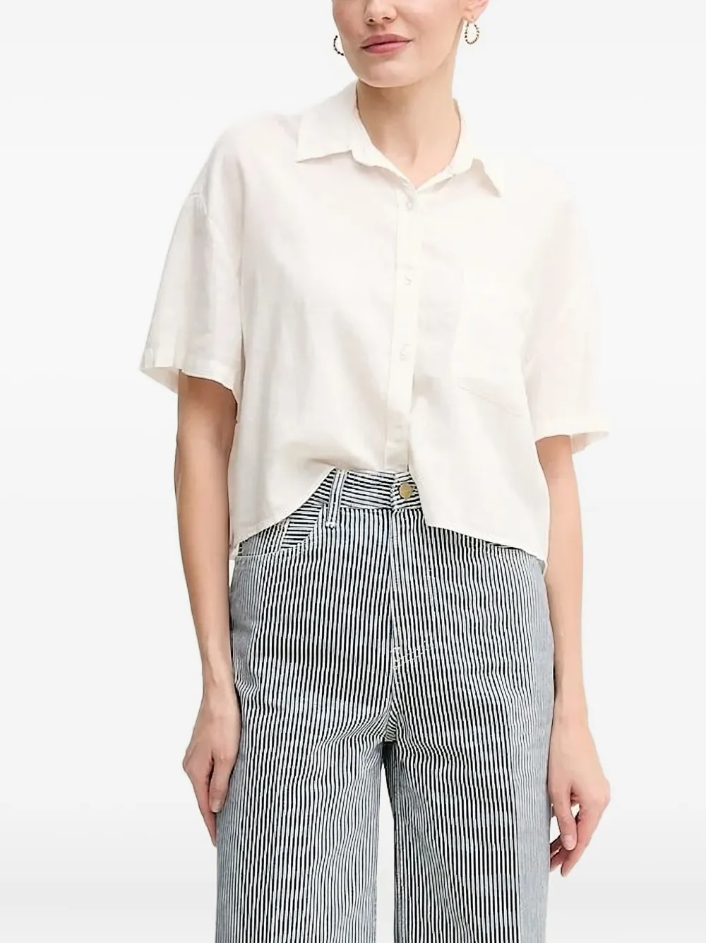 Рубашка с нагрудным карманом DKNY, нейтральный
Рубашка с нагрудным карманом DKNY, нейтральный