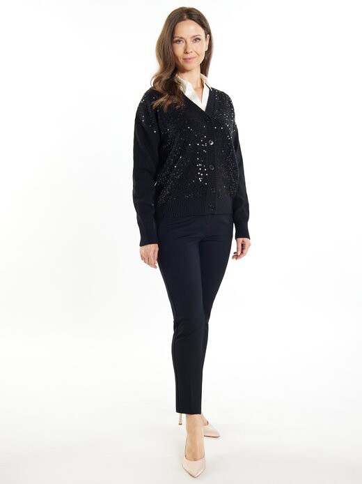 Вязаный кардиган Usha, черный
Вязаный кардиган Usha, черный