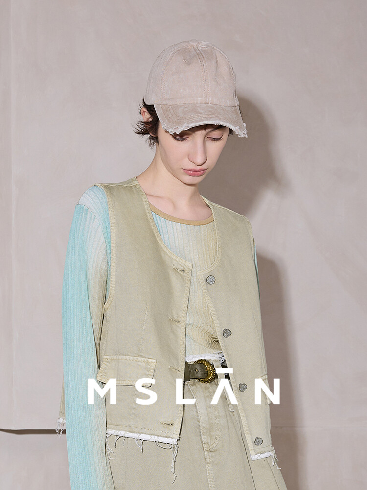 Жилет хлопковый Mslan с U-образным вырезом, хаки
Жилет хлопковый Mslan с U-образным вырезом, хаки