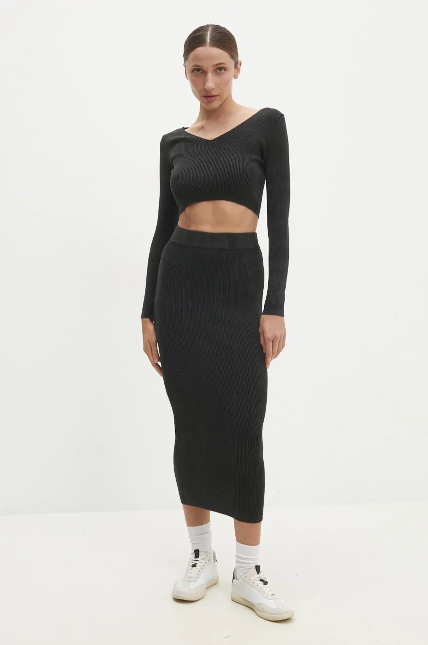 Шерстяной костюм Answear Lab, черный
Шерстяной костюм Answear Lab, черный