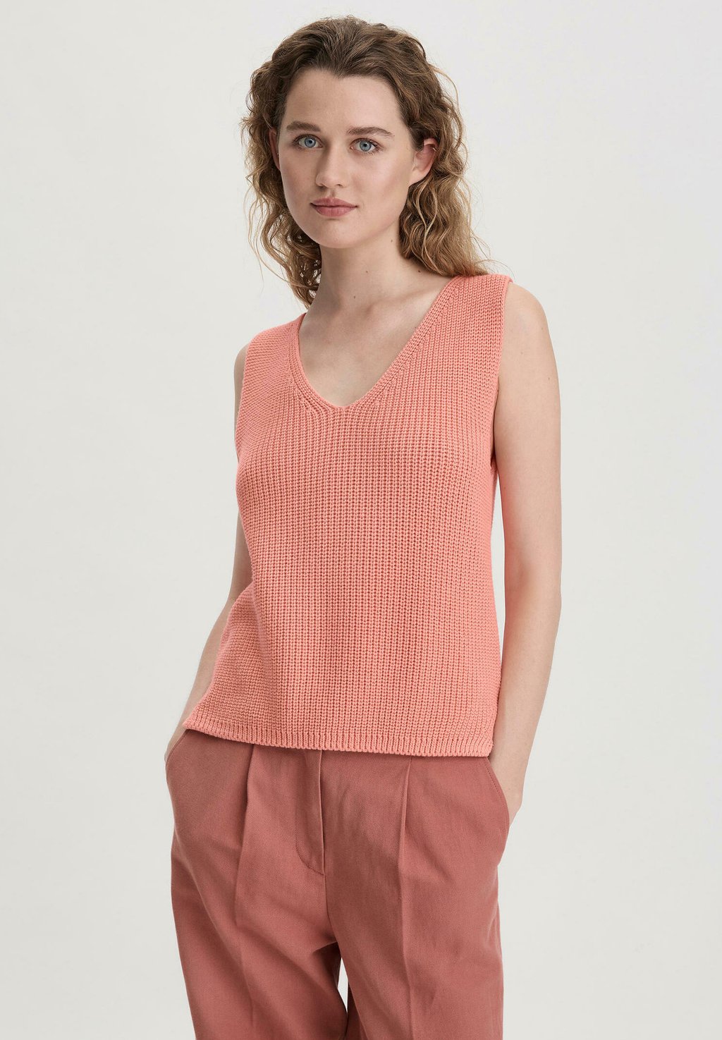 Топ hessnatur, светло-розовый
Топ hessnatur, светло-розовый